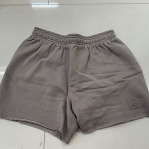 Alo lavender sweat shorts size small